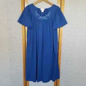 Shadowline Nightgown Nylon Pullover Style Royal Blue Size 1X EUC